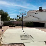 Vegas Getaway, Pool, Basket Ball, Games, Cook