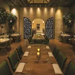 Mgm Grand Hotel & Casino By Suiteness