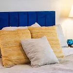 Spacious Vegas Home, Bbq, H-Speed Wi-Fi, Sleeps 11