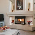 Home Suite In Perfect Location