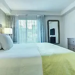 Beautiful Hotel In Desert Rose Resort - 2Bd Sleeps