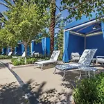 Beautiful Hotel In Desert Blue 2Bd Deluxe Near The Strip