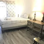 Super Bedroom With Private Bathroom 5