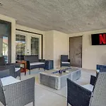 Plush Las Vegas Retreat 5 Min From Strip