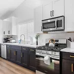 Spacious 5 Bedroom Home With Games And Spa