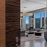Lavish High-Floor Penthouse With Panoramic Views