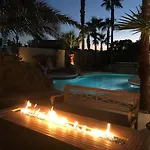 Oasis In The Desert W Heated Pool Fully Renovated