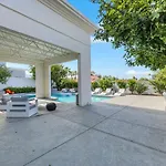 Ultra Luxe Loft Villa 15Min To Strip With Heated Pool