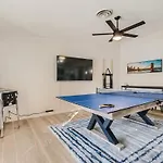 Heated Pool Modern Ranch Villa 10 Min To Strip
