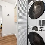 Landing At Valencia - 2 Bedrooms In Paradise