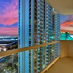 Kintsugi Retreat-Condo-Stripview-No Resort Fee
