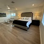 Modern Hip Oasis Near Vegas Strip