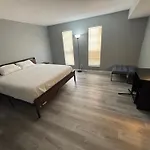 2 Or 3 Bedroom Walk To Strip Mgm Casino Shop Club