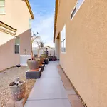 Charming Henderson Home 6 Mi To Lake Las Vegas!