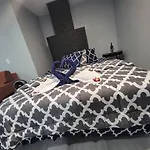 Cozy & Convenient Studio Living Good Time Vegas