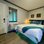 Modern Condo Near Fremont Street