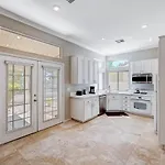Gorgeous Townhome In Summerlin