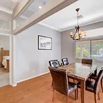 Gorgeous Townhome In Summerlin