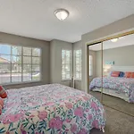 Modern 3 Bedroom Home In Summerlin