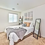 Vila Rose Modern 3Bd, W Everything You Need