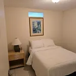 376 Modern Home Sleeps 6