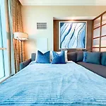High Floor Strip View Suite& No Resort Fee& Free Valet