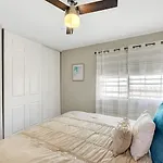 Beautiful Renovated 4Br W Pool