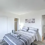 Your Vegas Home From Home! Sleeps 6!