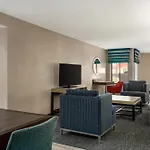 Hampton Inn Tropicana