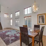 Las Vegas Luxury Vacation Villa