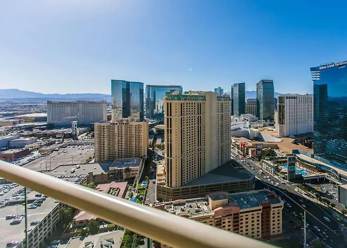 Mgm Signature - Strip View Suite With Large Balcony - No Resort Fees - Free Valet - 2917