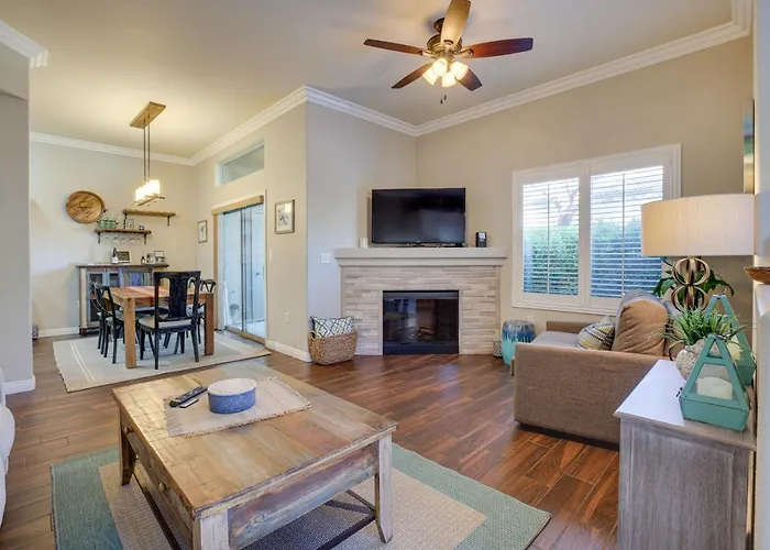 Las Vegas Condo Rental With Pool Access!