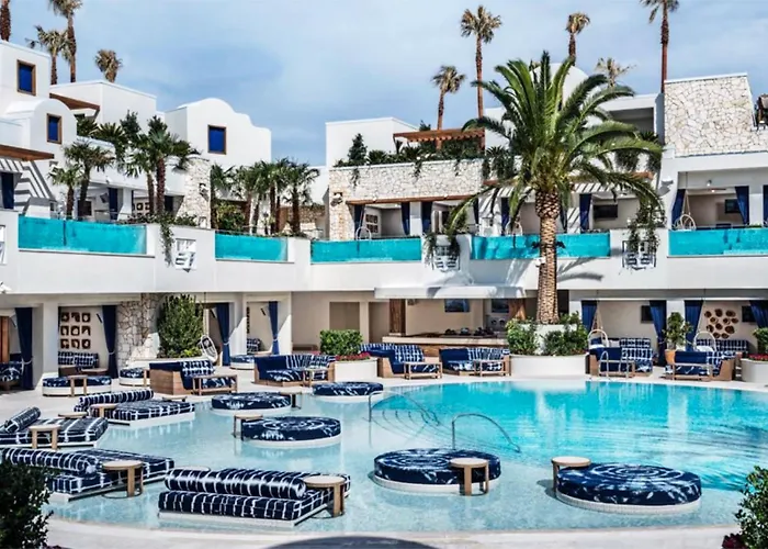 Palms Place Hotel Stripview With Open Balcony -23