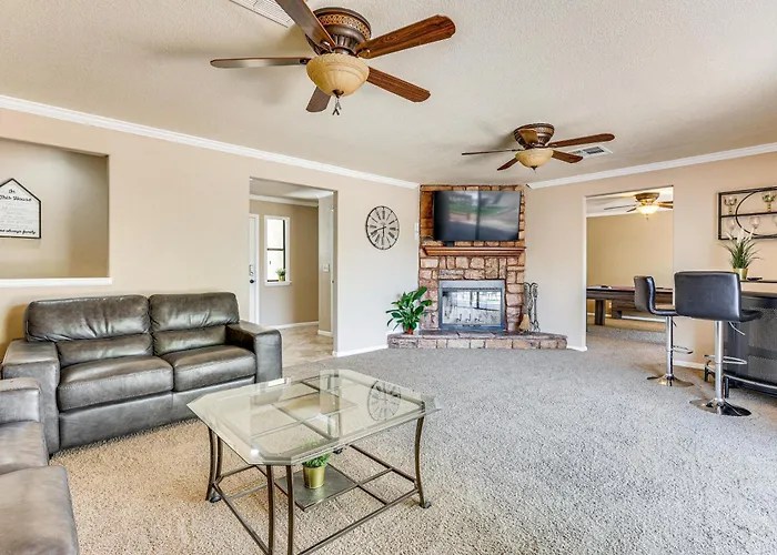 Pet-Friendly Home With Game Room In Las Vegas!