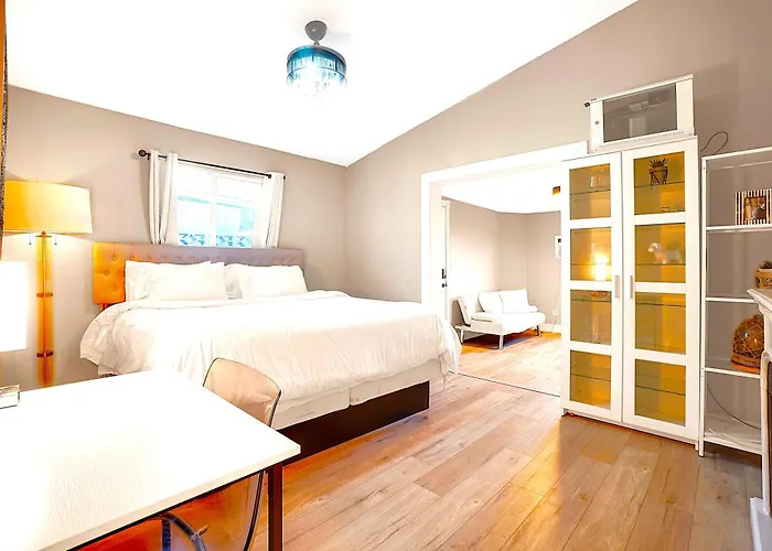 Private Studio Oasis Close To The Las Vegas Strip