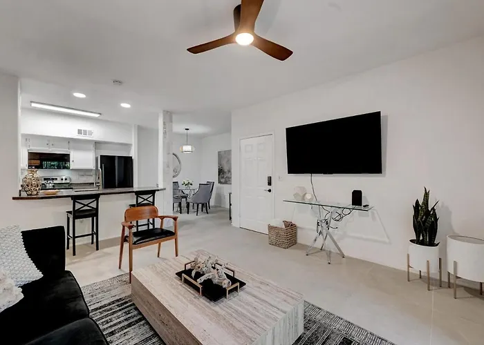 Stylish Southwest Condo