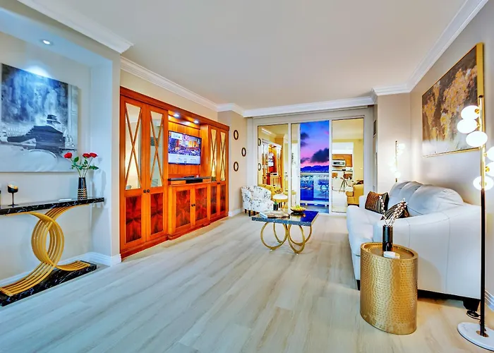 Skyline Serenity-Strip Pool F1 View-No Resort Fee