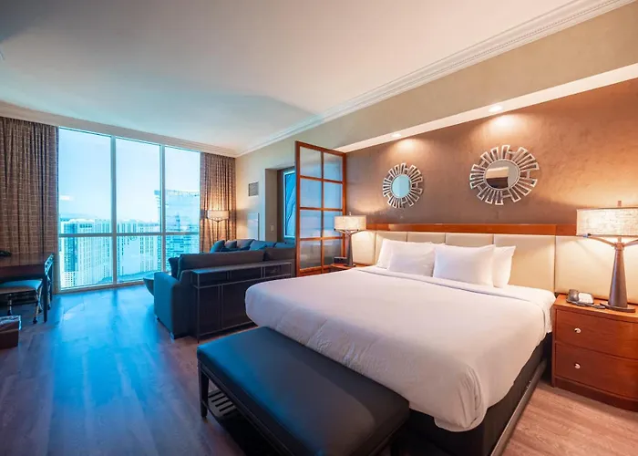 High Floor Strip View Suite& No Resort Fee& Free Valet
