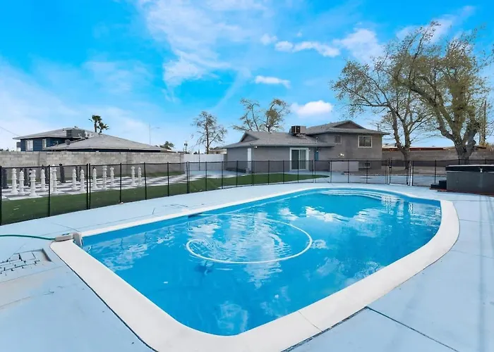 Exclusive Designer Home With Strip Views And Pool