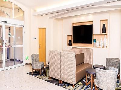 Express & Vegas Sw Springvalley By Ihg