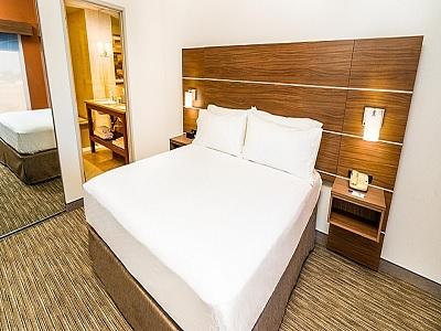 Express & Vegas Sw Springvalley By Ihg Hotel Las Vegas