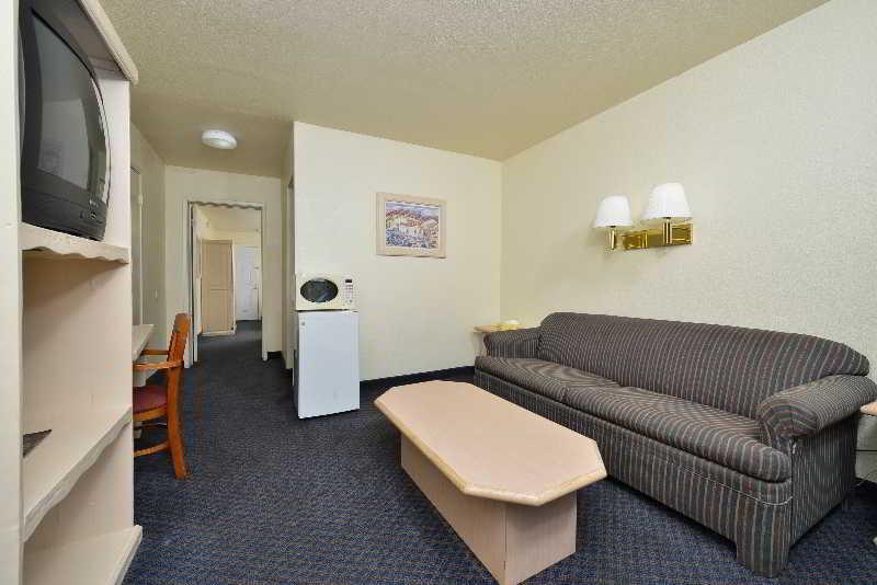 Americas Value Vegas Strip 2*
