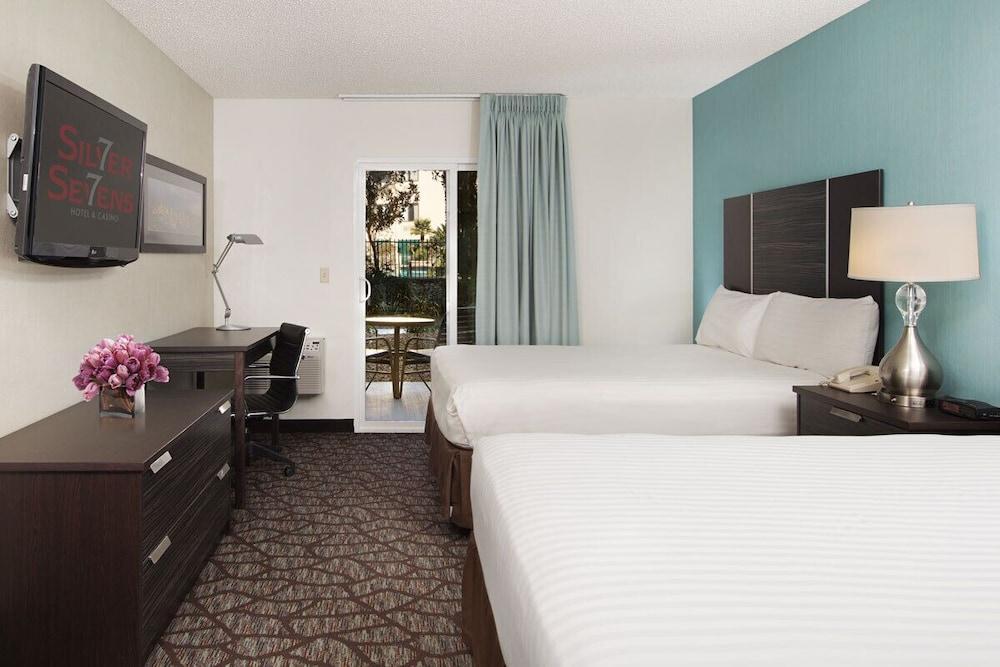 Silver Sevens & Casino Hotel