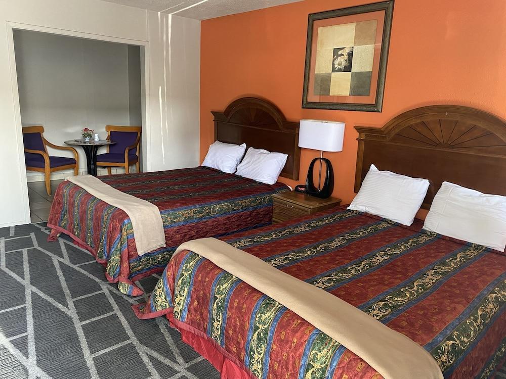 8 * Las Vegas
