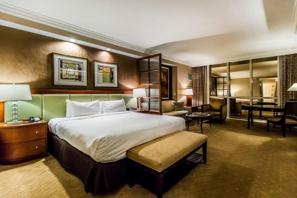 Apartment Save At Mgm * No Fees * Strip View * 1911 Las Vegas