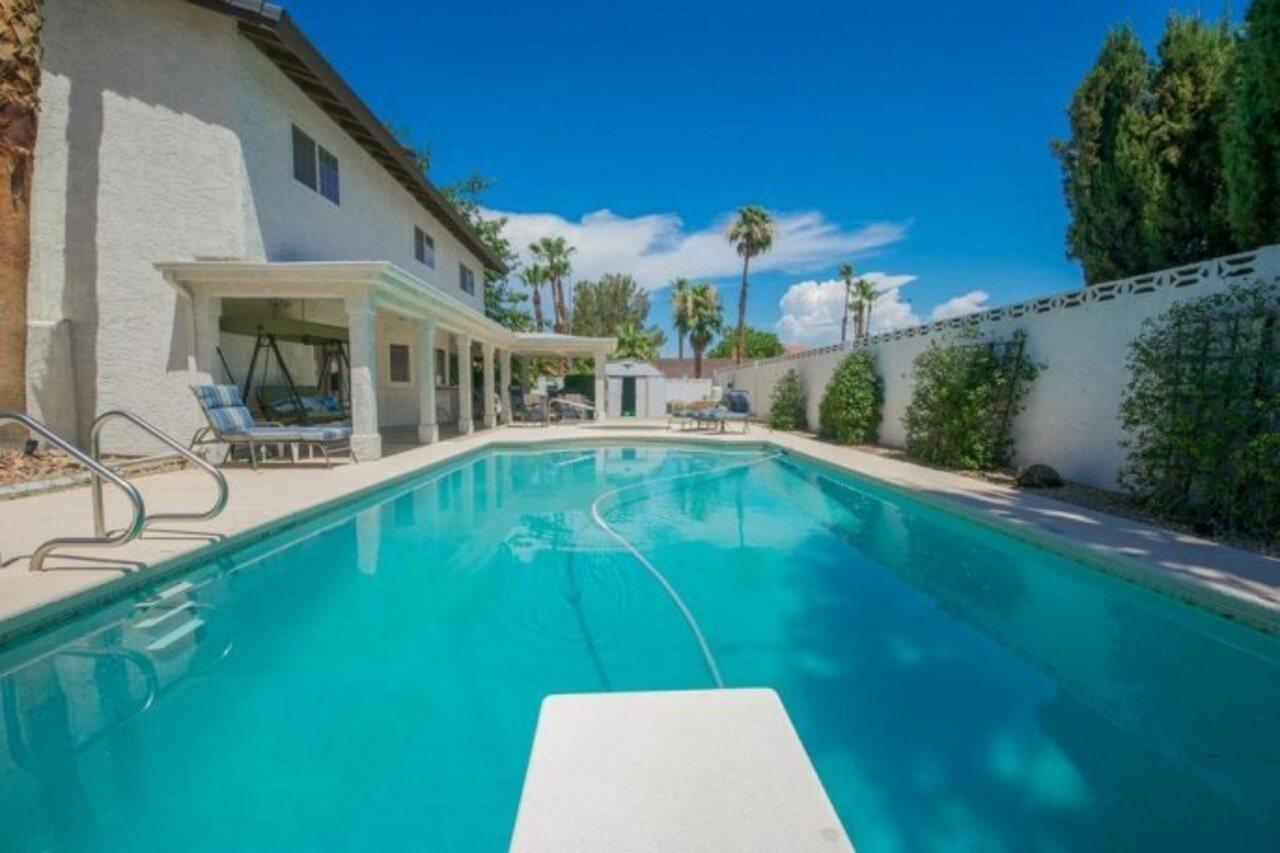 Apartment Luxurious 5br Near Vegas Strip