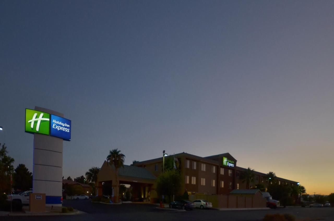 Express Vegas-nellis By Ihg Hotel