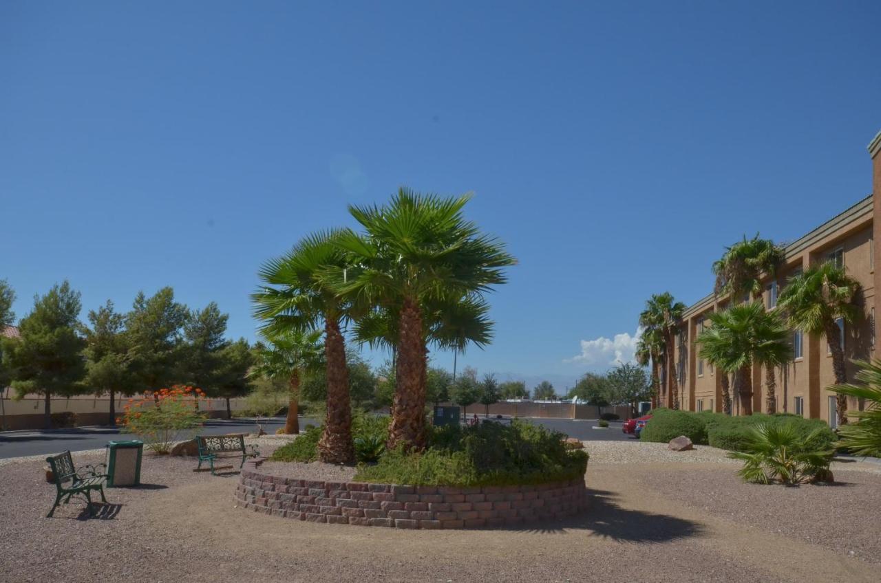 Express Vegas-nellis By Ihg 3* Las Vegas