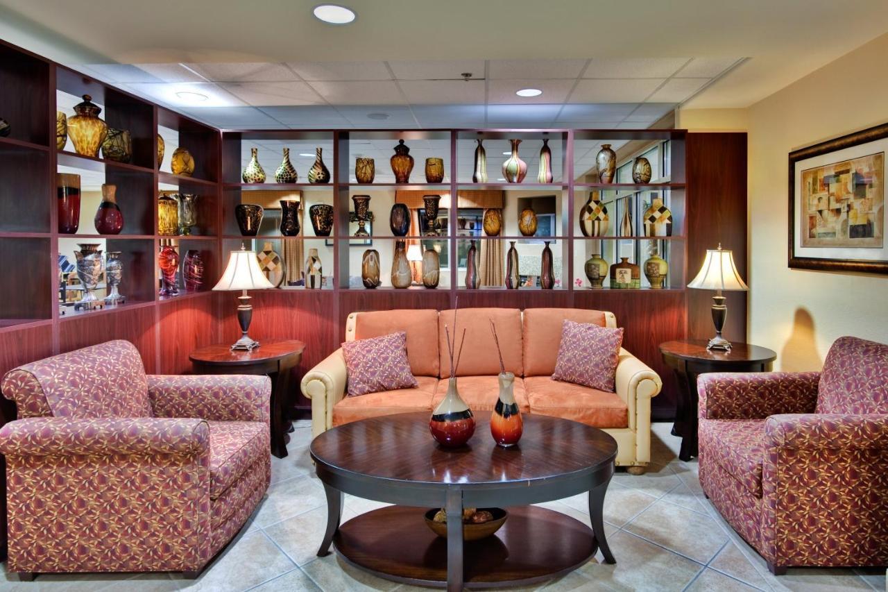 Express Vegas-nellis By Ihg 3* Las Vegas