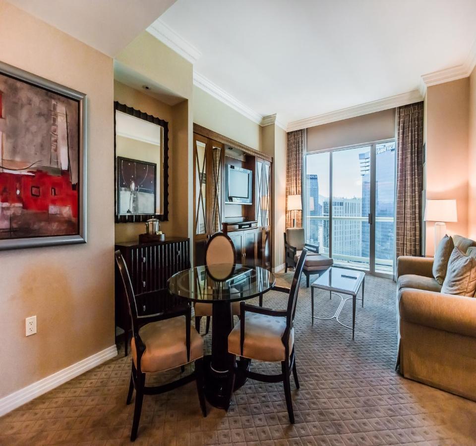 1br Penthouse-stripview-free Parkin-no Fees Apartment Las Vegas